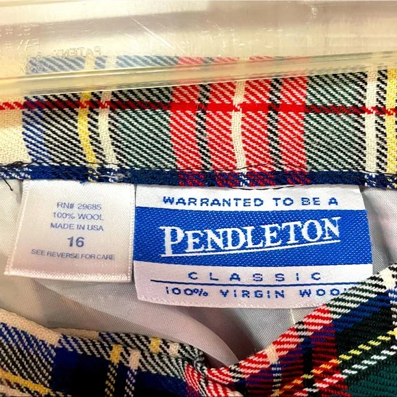 Vintage Pendleton Plaid Bermuda Shorts Sz 16 Tartan 100% Virgin Wool - Picture 4 of 5